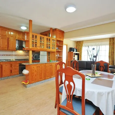 With 3 Bedrooms In With Wonderful City View Furnished Balcony And Wifi Torrevieja