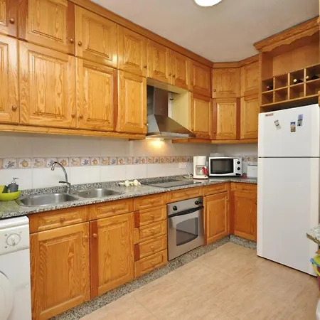 With 3 Bedrooms In With Wonderful City View Furnished Balcony And Wifi Torrevieja